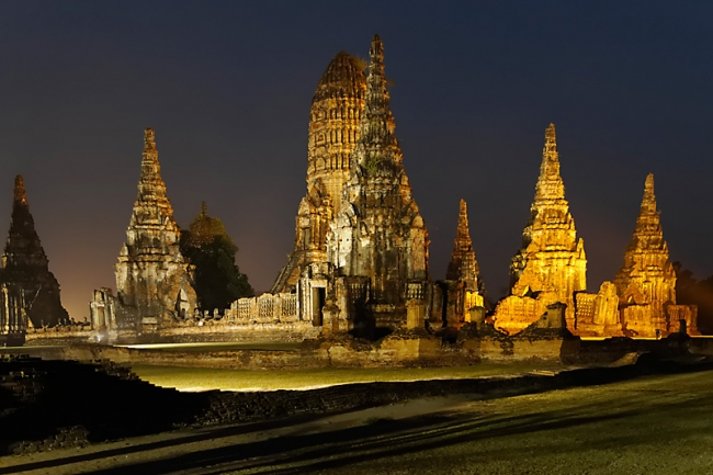 Illuminations Ayutthaya-001